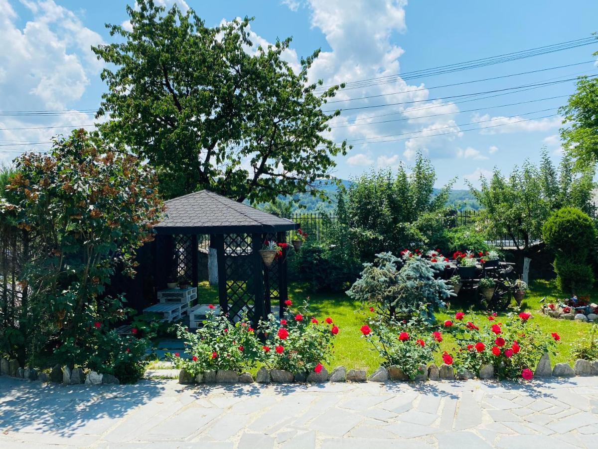 Agropa Garden Hotell Prundul Birgaului Exteriör bild